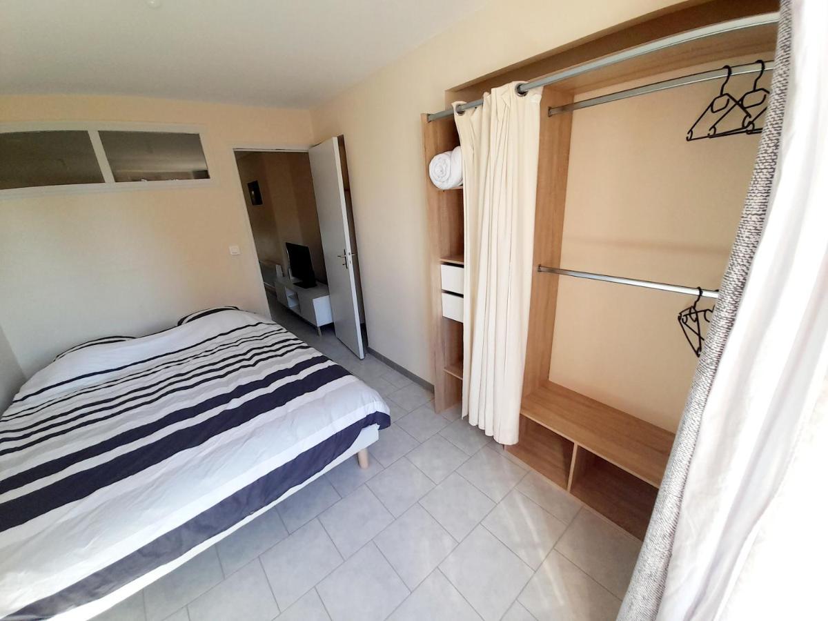 Animalier Apartment Joigny Ngoại thất bức ảnh