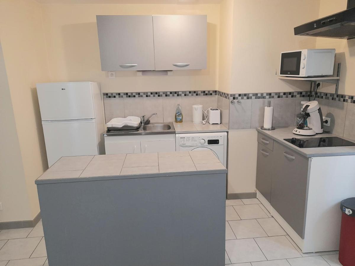 Animalier Apartment Joigny Ngoại thất bức ảnh