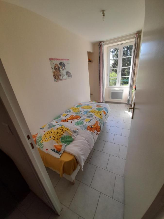 Animalier Apartment Joigny Ngoại thất bức ảnh